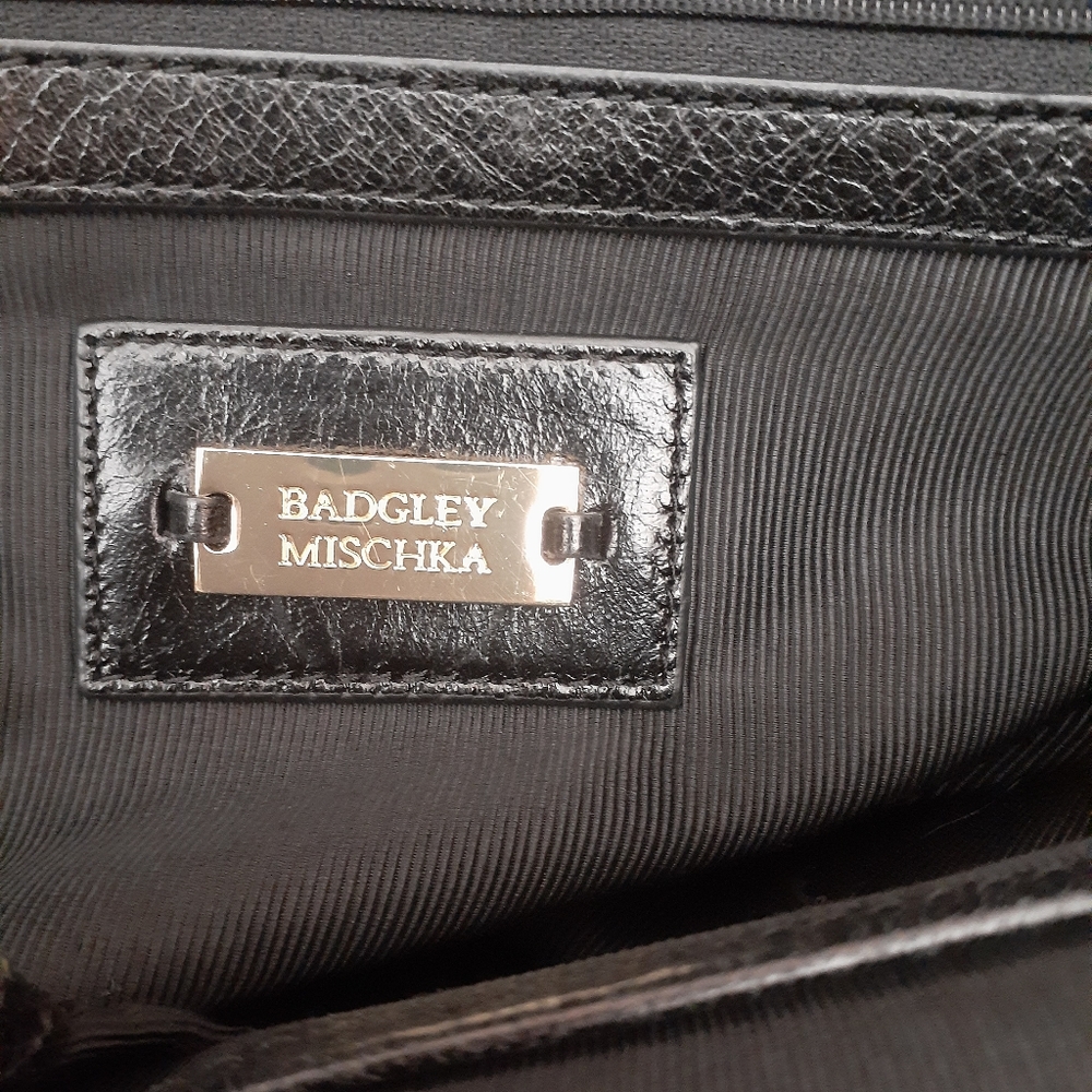 BAGLEY MISCHA STUDED LEATHER TOTE OS HANDBAG Black - Picture 3 of 5